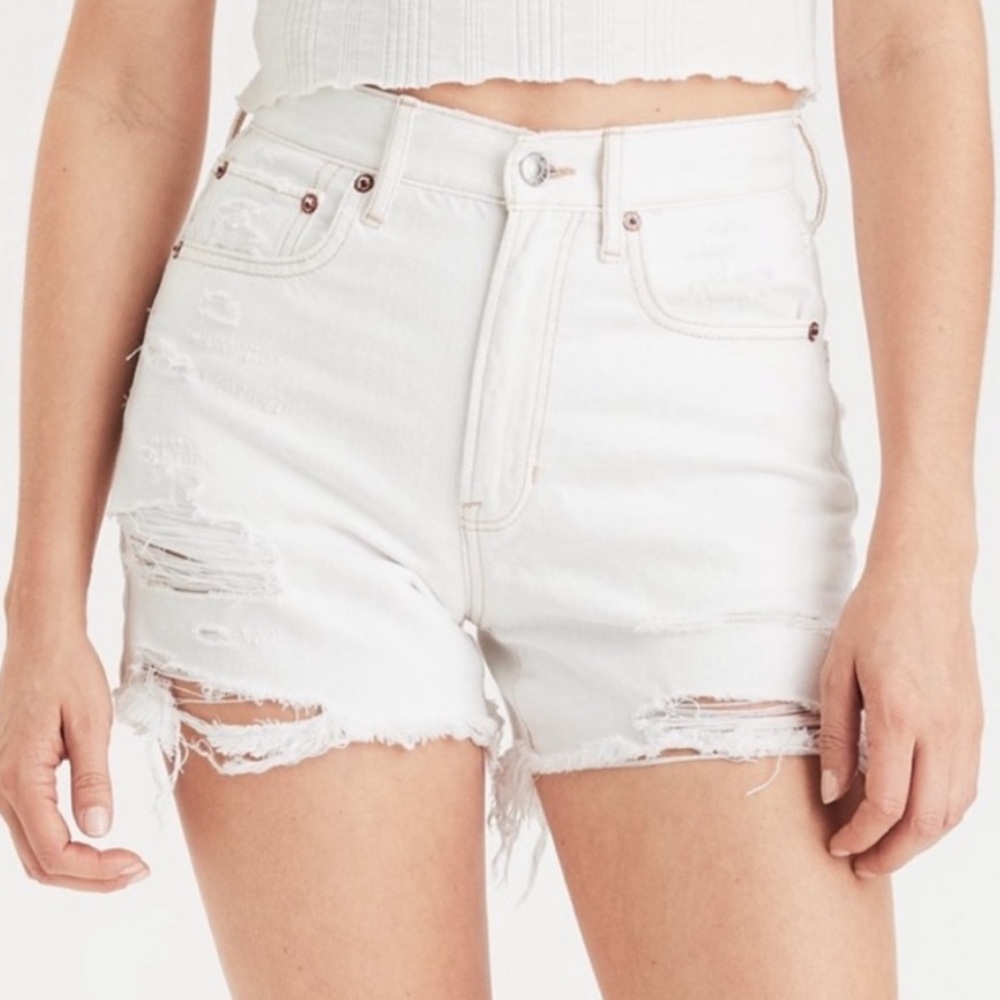 American Eagle Outfitters 90’s boyfriend short